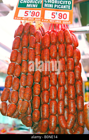 Chorizo La Boqueria-Markt Barcelona Spanien Stockfoto