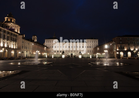 Castello-Platz in der Nacht. Stockfoto