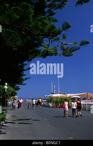 Italien, Ligurien, Riviera di Ponente, Bordighera, Promenade Stockfoto