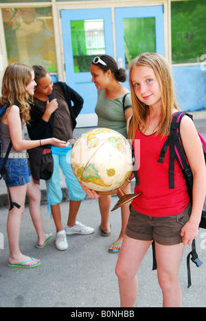 Porträt einer Gruppe von jungen Schulmädchen lächelnd Stockfoto