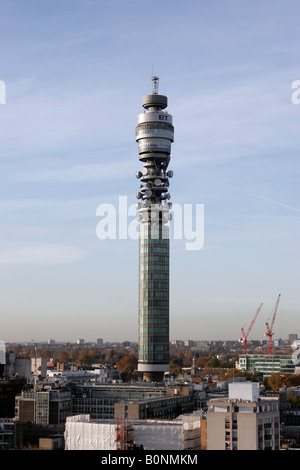 Auf der Suche nach Nordwesten in Richtung der BT Tower und darüber hinaus Stockfoto