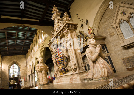 UK England Lincolnshire Bottesford St. Marys Church Dekoration am Grab von Henry Manieren 2. Earl of Rutland Stockfoto