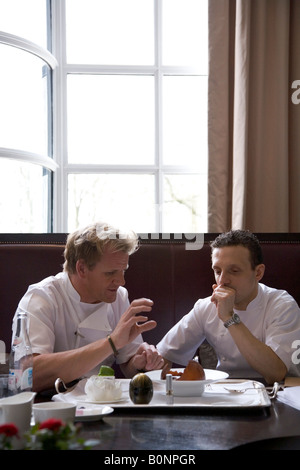 Vorbereitungen vor der Premiere von Gordon Ramsays neues Restaurant im Trianon Palace Hotel in Versailles, Frankreich 2008 Stockfoto