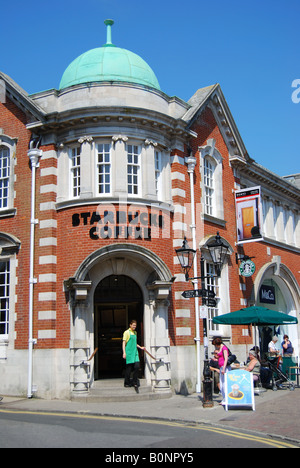 Starbucks Coffee-Shop, South Street, Dorchester, Dorset, England, Vereinigtes Königreich Stockfoto