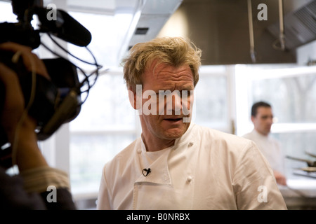 Vorbereitungen vor der Premiere von Gordon Ramsays neues Restaurant im Trianon Palace Hotel in Versailles, Frankreich 2008 Stockfoto