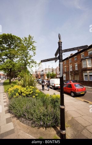 UK England Lincolnshire Grantham St Peters Hill Volkspark touristische Zeichen an Margaret Thatchers Geburtsort Stockfoto