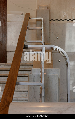 Wien, Postsparkassenamt (1904-1912) von Otto Wagner Erbaut, Treppe Zur Schalterhalle, Detail Stockfoto