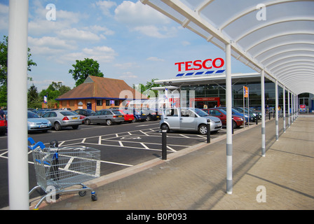 Tesco Supermarkt, Martins Heron, Berkshire, England, Vereinigtes Königreich Stockfoto