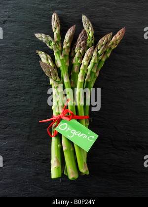 Frischen Haufen Bio Spargel Stockfoto