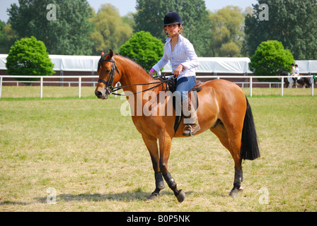 Pony Club Reiter, Royal Windsor Horse Show, Home Park, Windsor, Berkshire, England, Vereinigtes Königreich Stockfoto