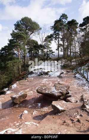 Ansicht von Alderley Edge nach leichtem Schnee. Cheshire UK. Stockfoto