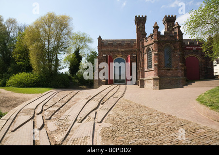 Das Museum der Schlucht in der Alten Severn Lagerhalle Außenansicht. Ironbridge Shropshire West Midlands England Großbritannien Großbritannien Stockfoto