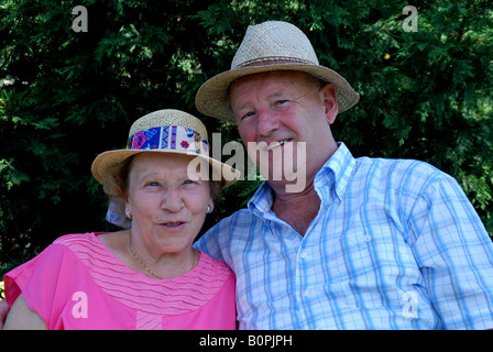 Ein altes glückliches Paar. Stockfoto