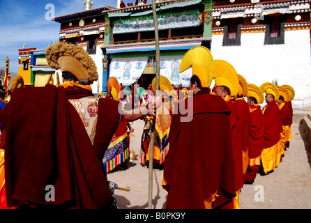 jedes Jahr traditionelle tibetische Buddhas Thangka-Festival in Tong Ren, Qinghai feiern. Stockfoto