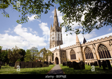 UK England Lincolnshire Grantham St. Wulframs Kirche und Friedhof Stockfoto