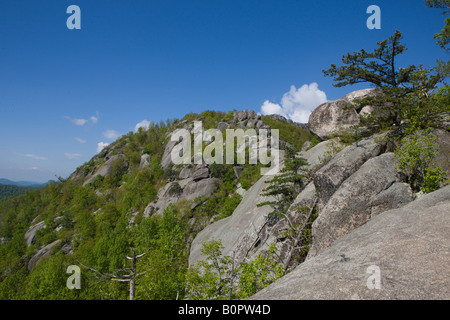 Der Gipfel ist von alten Lappen Mt einzigartig von den meisten anderen Berge in der Kette der Blue Ridge, dass es der exponierten Granit VA besteht Stockfoto