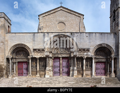 Saint-Gilles-du-Gard, Abteikirche, Westportalanlage Stockfoto