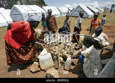 Kenianischen Flüchtlinge (Vertriebene = IDPs) im Flüchtlingslager BURNT Wald, Rift Valley Stockfoto