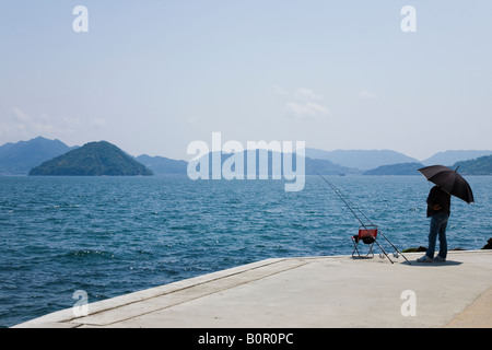 Angeln am Ujina auf das Binnenmeer Stockfoto