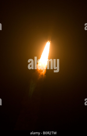 Start der Raumfähre Endeavour am John F Kennedy Space Center in Cape Canaveral Florida Stockfoto