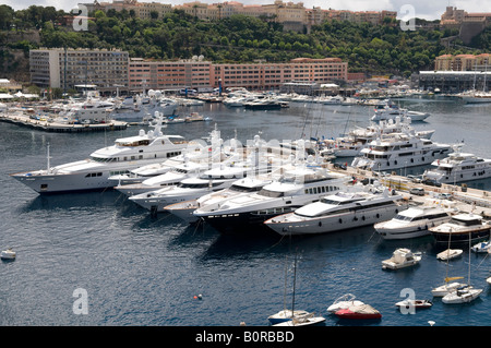 Luxus-Cruiser, Hafen von Monaco, Südfrankreich Stockfoto