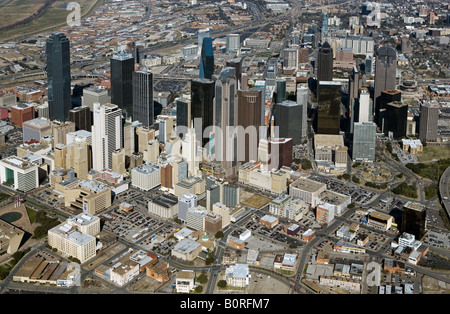 Antenne über die Skyline von Dallas Texas von Südosten Stockfoto