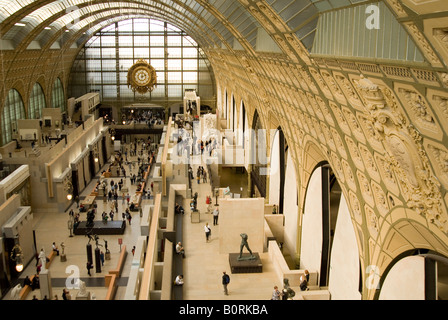 Das Musée d ' Orsay in Paris Frankreich befindet sich in einem umgebauten Bahnhof und zeigt Kunst von 1848 bis 1914 Stockfoto