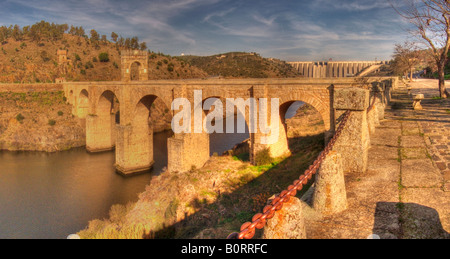 Alcantara Brücke über Fluss Tagus Stockfoto