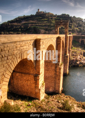 Alcantara Brücke über Fluss Tagus Stockfoto