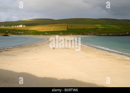 Tombolo verbindet St. Ninian Insel auf dem Festland, Shetland-Inseln, Schottland, UK Stockfoto