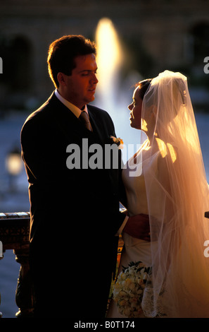 Sevilla ein spanisches paar heiraten auf der Plaze Espana Stockfoto