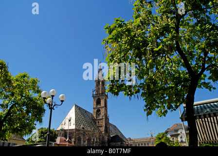 Die Kathedrale in der stilvollen Stadt Bozen in der italienischen Tirol in Norditalien Stockfoto