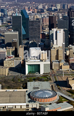 Luftaufnahmen über der Innenstadt von Dallas Texas Stockfoto