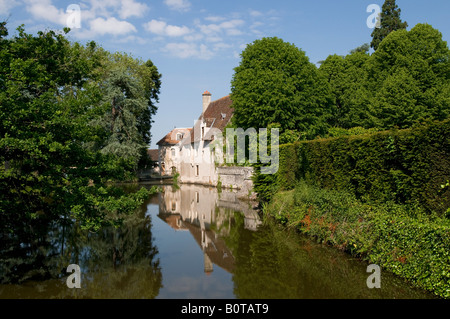 Kloster am Fluss Claise, Saint-Michel-de-Brenne, Indre, Frankreich. Stockfoto