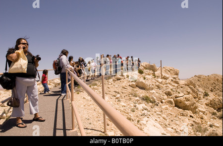 Schülerinnen und Schüler anzeigen Meteor-Krater Arizona USA Stockfoto