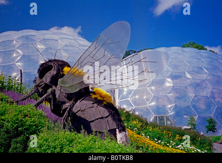 "Große Biene", Eden Project, Cornwall, England Stockfoto