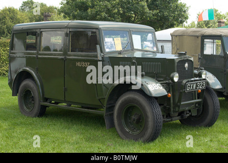 Ein Humber 4 x 4 schwere Nutzfahrzeug auf dem Display an das Fahrzeug Ardingly Oldtimer und Klassiker zeigen - Ardingly, Sussex. Stockfoto