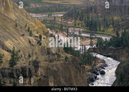 Basalt Lava Felsen in der Nähe von Specimen Ridge und Yellowstone River Tower Region Yellowstone Nationalpark, WYOMING Stockfoto