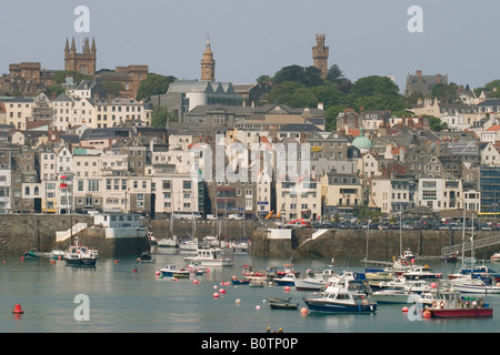 Kanalinseln Guernsey St. Peter Port harbour Stockfoto