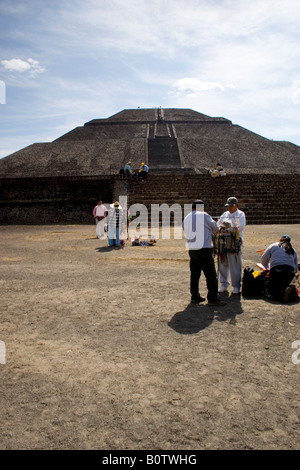 Die Sonnenpyramide in Teotihuacán, eine präkolumbische Stadt, die wuchs zu Mesoamerika größte Stadt Stockfoto