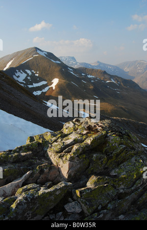 Berge von der Mamores mit Blick auf Ben Nevis, Kinlochleven, Lochaber, Schottland. Stockfoto