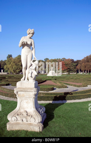 Statue in Schloss Garten, Nordkirchen, barocke Wasserschloss, Westfälisches Versailles, Sitz der Fachhochschule Fuer Finanzen N Stockfoto