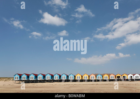 Bunte Strand Umkleidekabinen, Vlissingen, Walcheren, Zeeland, Niederlande Stockfoto