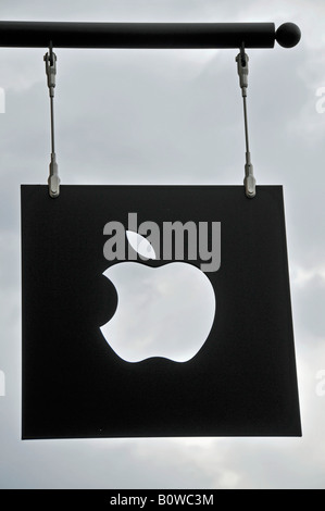 Werbung-Schilder, Apple-Logo, Apple Retail Store, Manhattan, New York City, USA Stockfoto