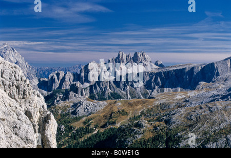 Blick in Richtung Süden vom Falzaregopass, Cortina, Bolzano-Bozen, Italien, Europa Stockfoto