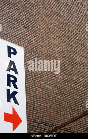 Parkplatz-Hinweisschild Stockfoto