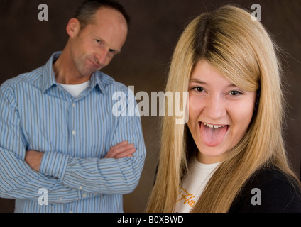 mit frechen Tochter Vater Stockfoto