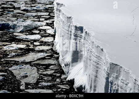 Blick von oben auf einen Tisch Eisberg, Antarktis, Suedpolarmeer Stockfoto