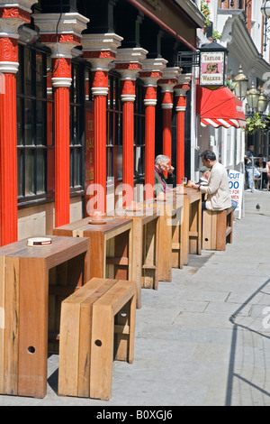 der Trainer und Pferde Pub in Soho in london Stockfoto
