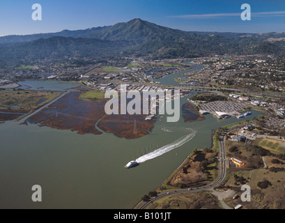 Antenne über Rittersporn Fähre mit Mount Tamalpais Marin County Bucht von San Francisco Kalifornien Stockfoto